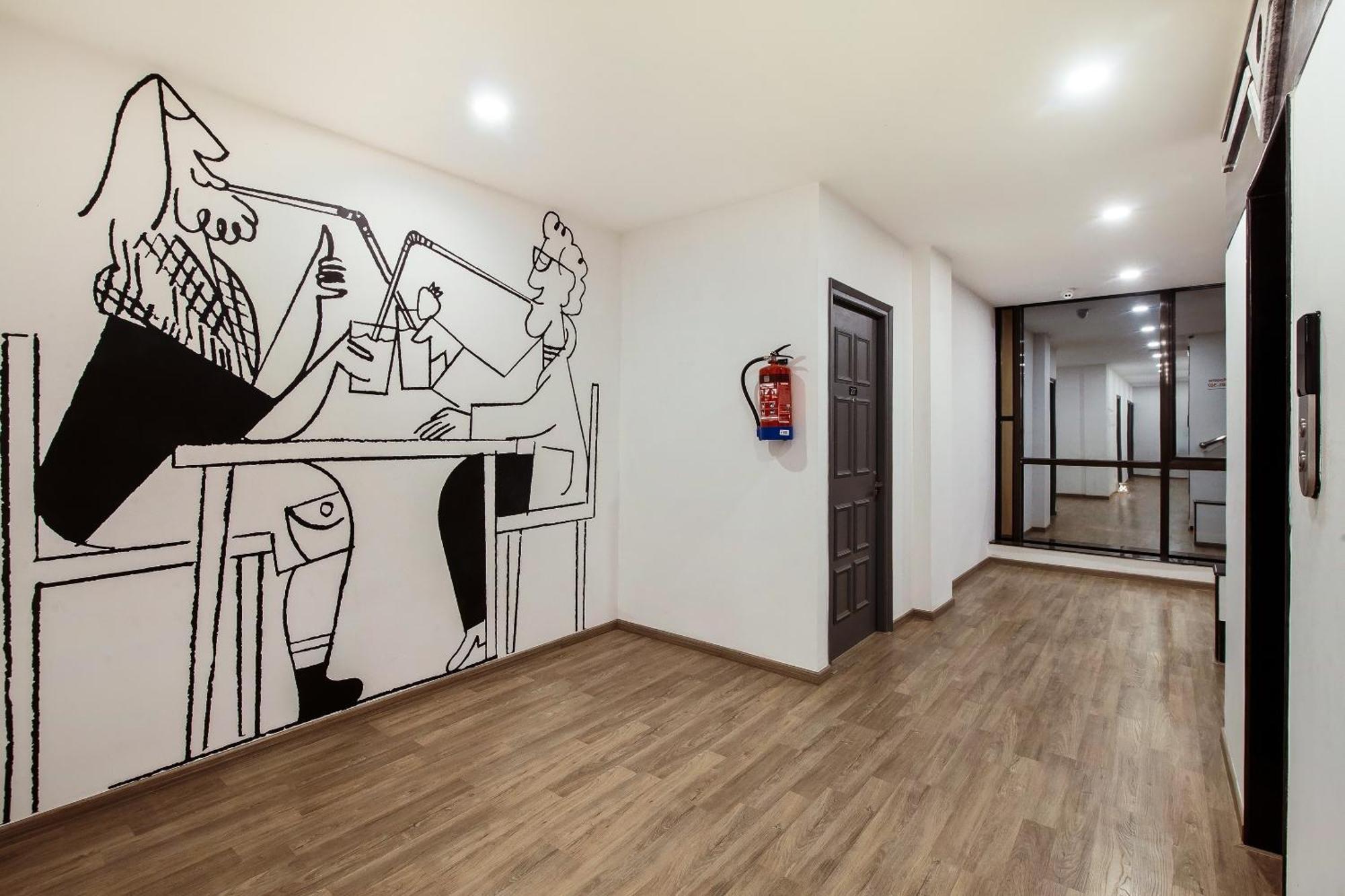 Townhouse The Premier View Near Iskcon Temple Noida 호텔 외부 사진